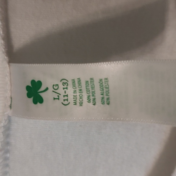 St Patty's top NWOT - Picture 3 of 4